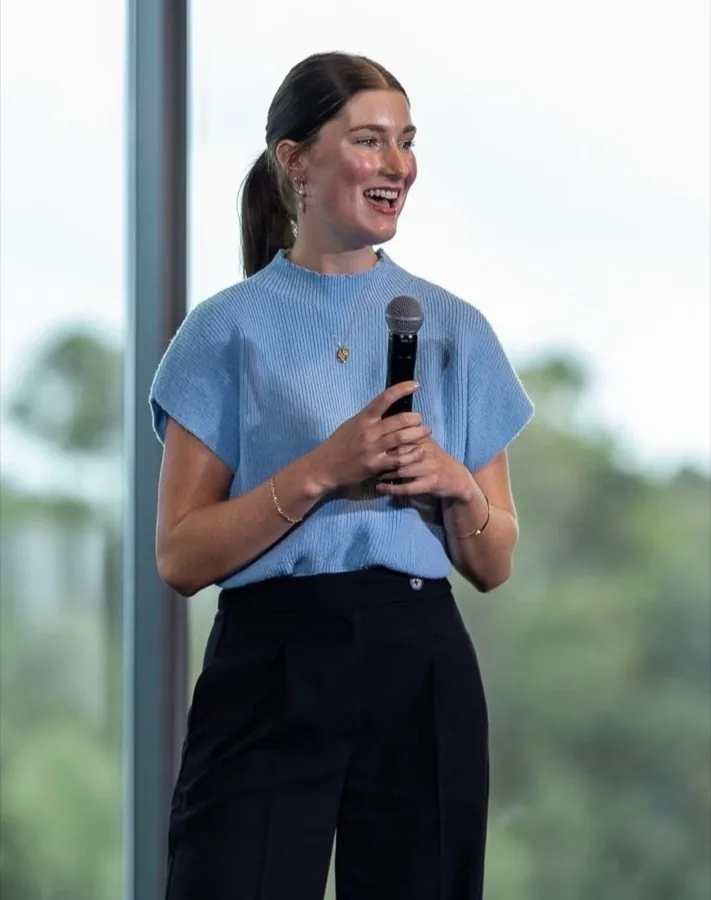 Jess Tresidder speaking at an AI workshop in Adelaide